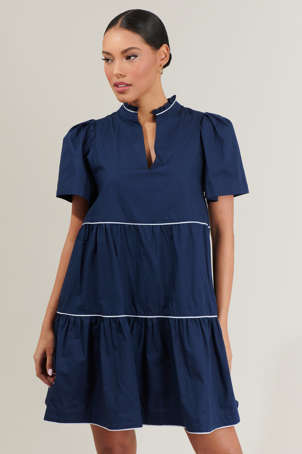 Mini-robe à plusieurs niveaux Candace pour la vente par Sugarlips